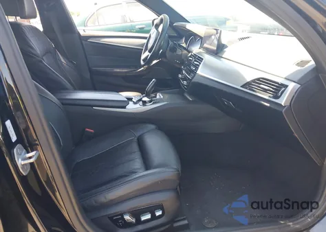 2018 BMW M550I xDrive из США, поврежденный, VIN WBAJB9C54JG464022